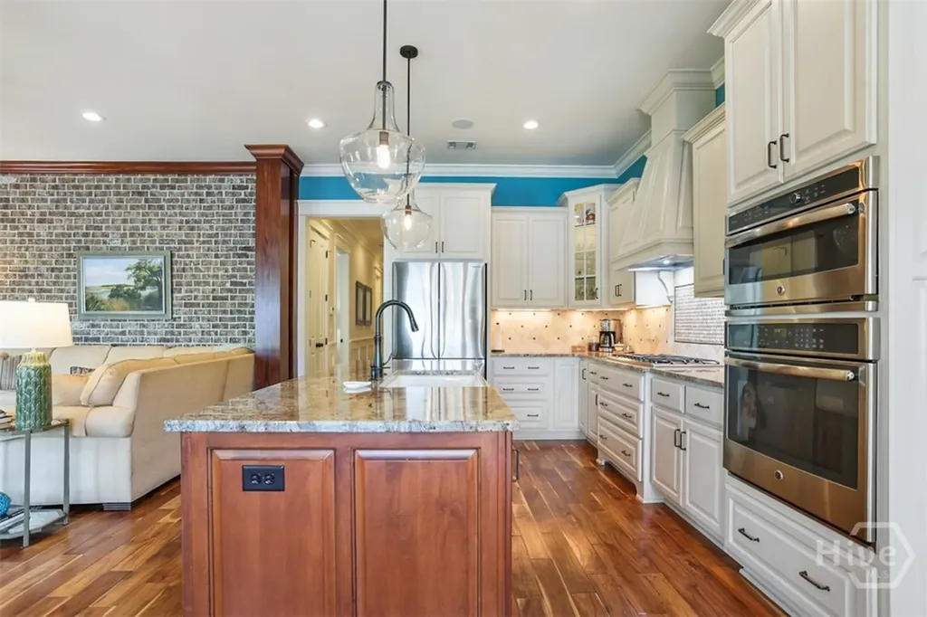 19 Grand Lake Circle Savannah GA 31405