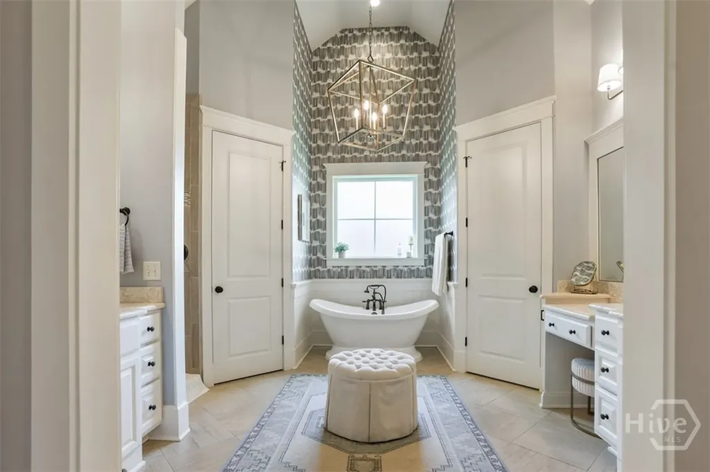 19 Grand Lake Circle Savannah GA 31405