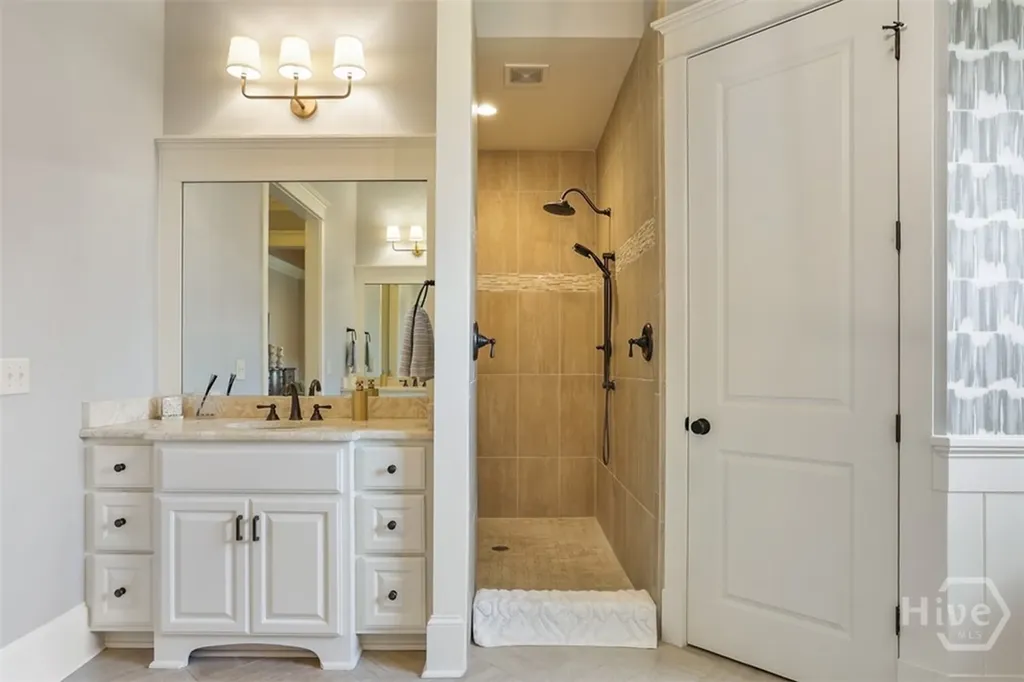 19 Grand Lake Circle Savannah GA 31405