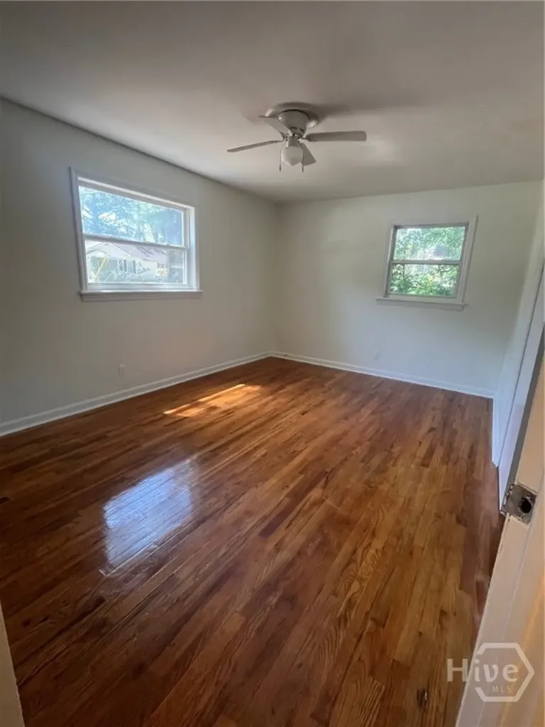 32 Pine Drive Savannah GA 31405