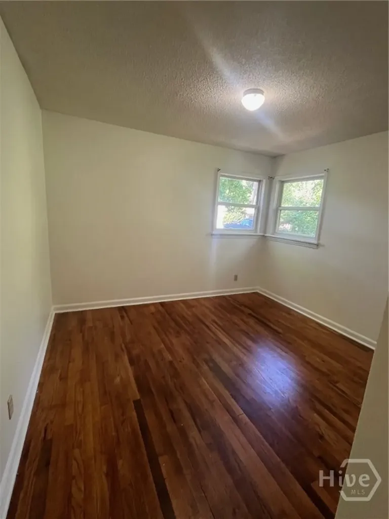 32 Pine Drive Savannah GA 31405