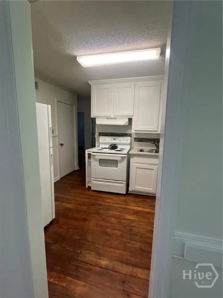 32 Pine Drive Savannah GA 31405