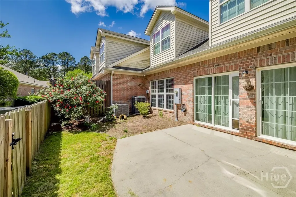 22 Wild Heron Villas Road Savannah GA 31419