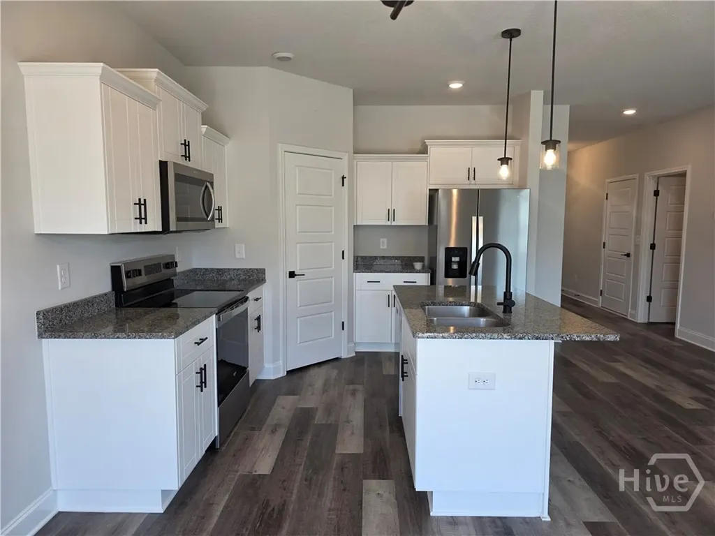 123 Susan Drive Rincon GA 31326