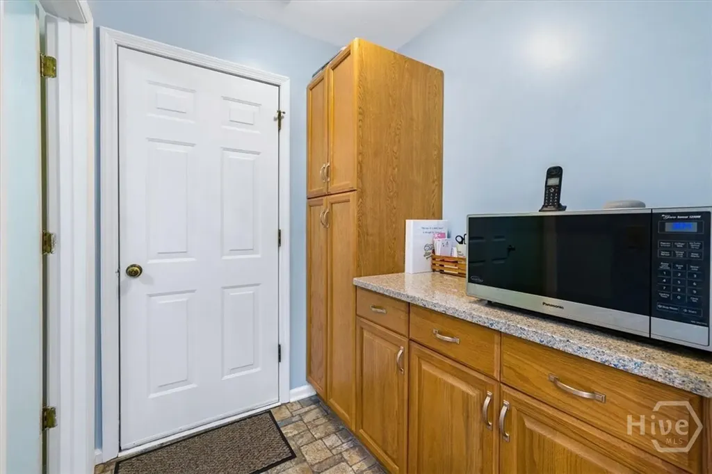 143 Twin Oak Circle Guyton GA 31312