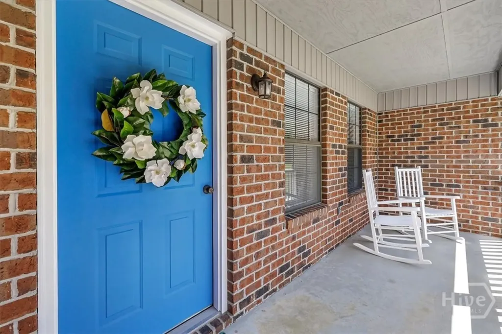 143 Twin Oak Circle Guyton GA 31312
