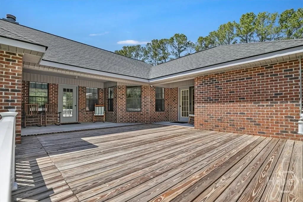 143 Twin Oak Circle Guyton GA 31312