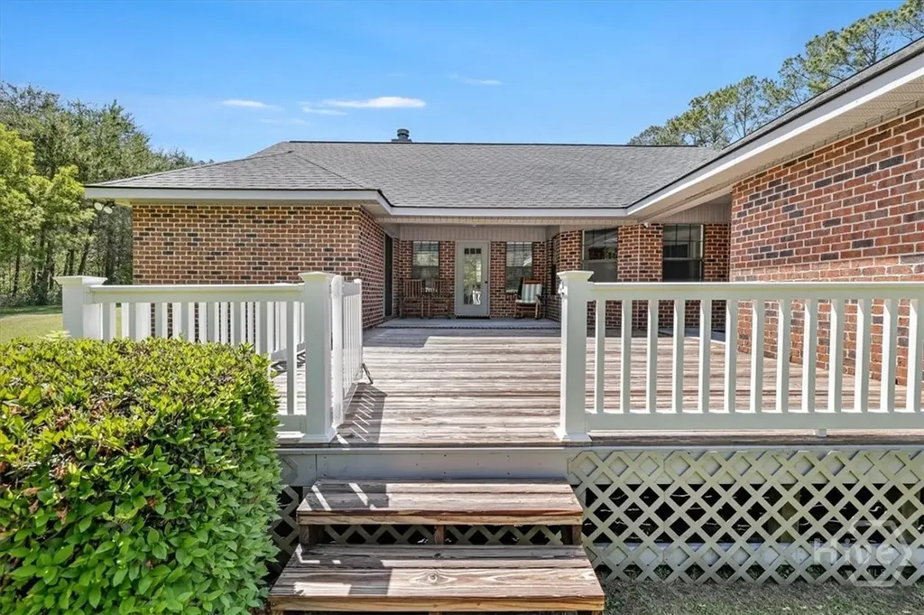 143 Twin Oak Circle Guyton GA 31312