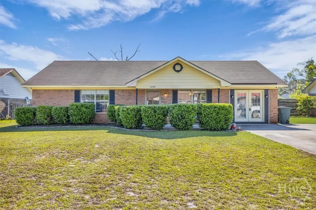 1244 Chinook Way Hinesville GA 31313