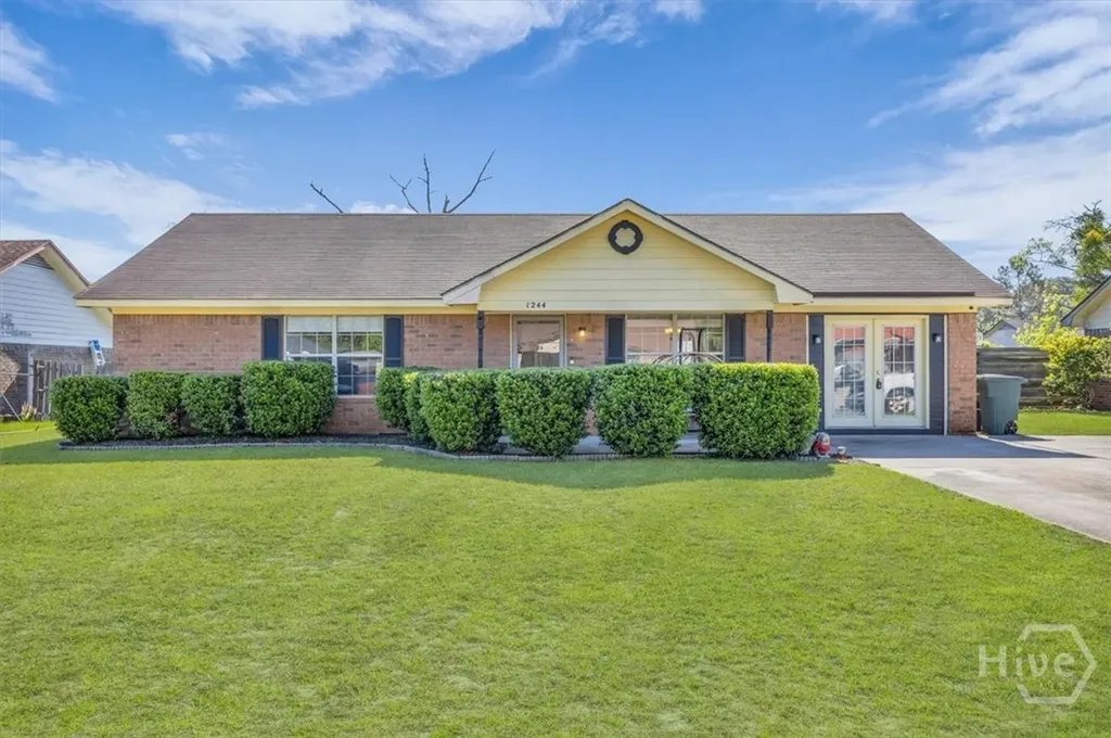 1244 Chinook Way Hinesville GA 31313
