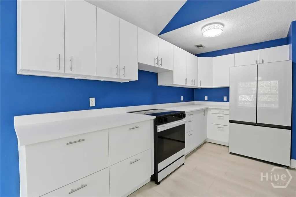 13 Rigger Court Savannah GA 31410