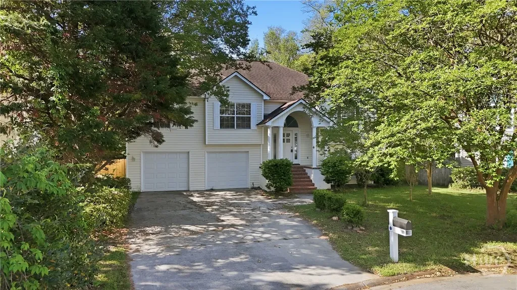 13 Rigger Court Savannah GA 31410