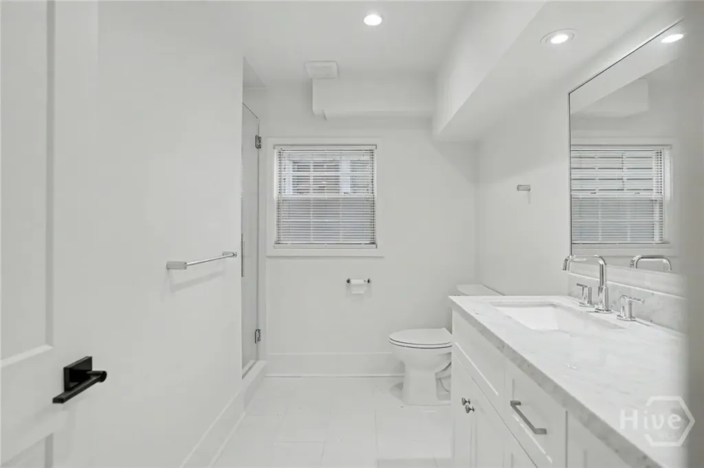 3211 Bull Street Savannah GA 31405