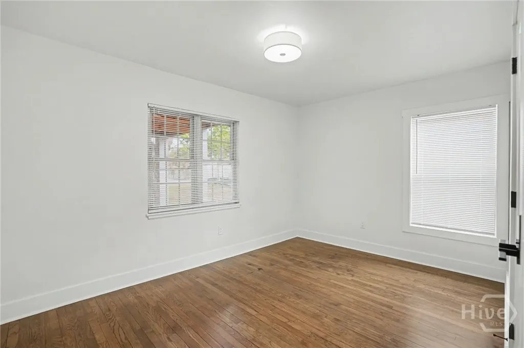 3211 Bull Street Savannah GA 31405