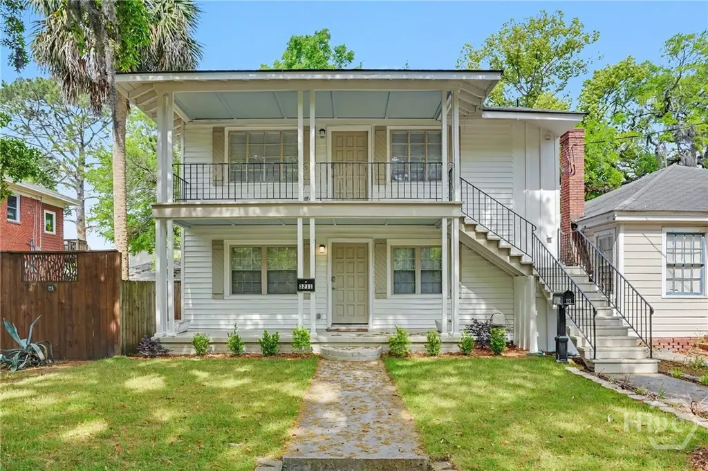 3211 Bull Street Savannah GA 31405