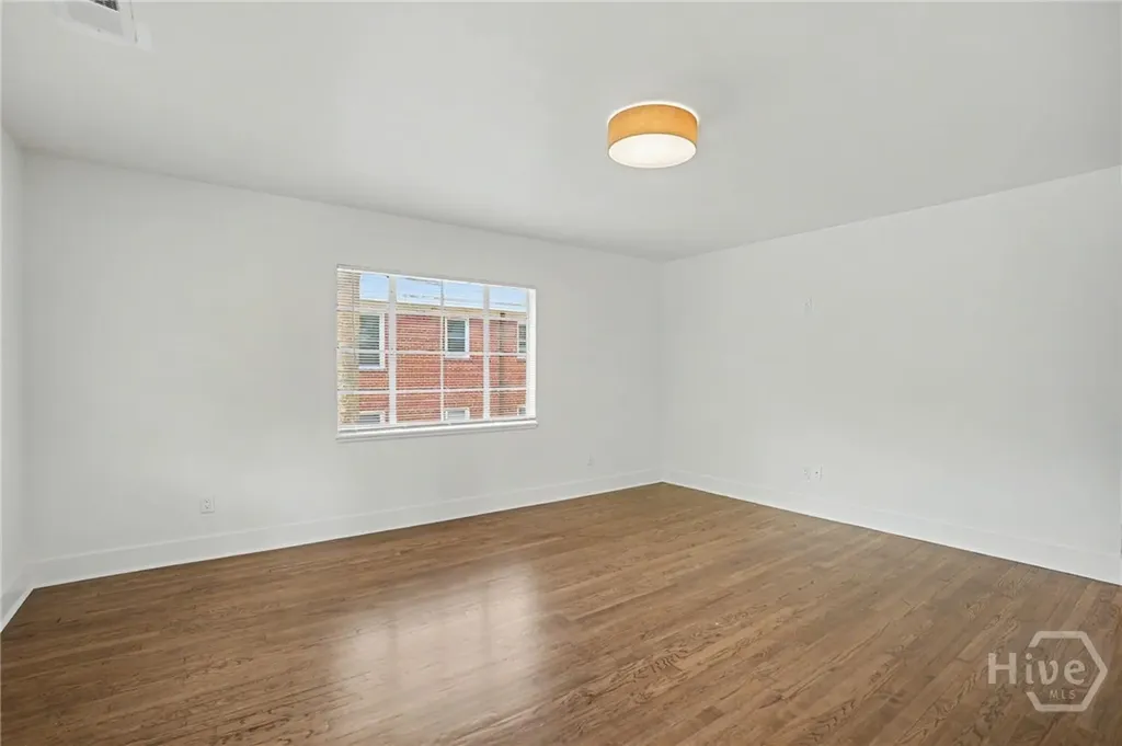 3211 Bull Street Savannah GA 31405