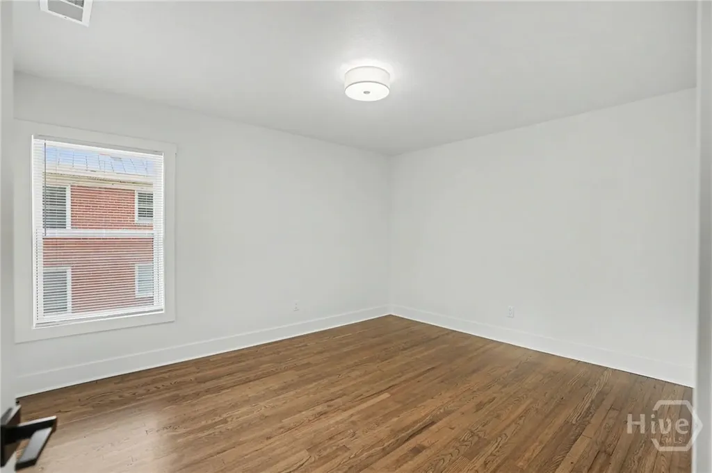 3211 Bull Street Savannah GA 31405