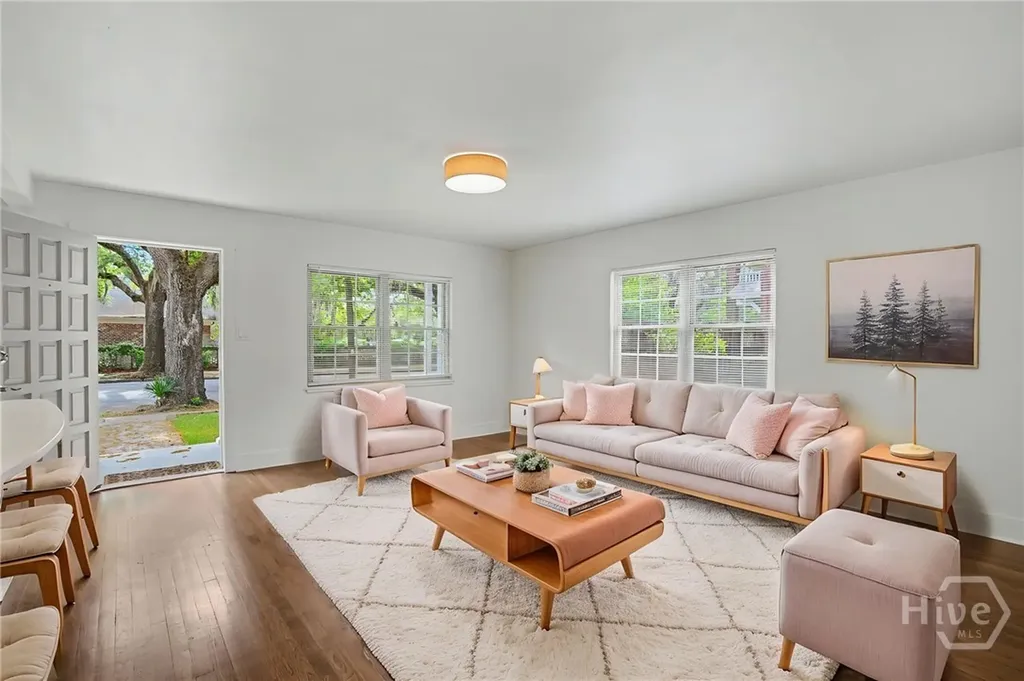 3211 Bull Street Savannah GA 31405