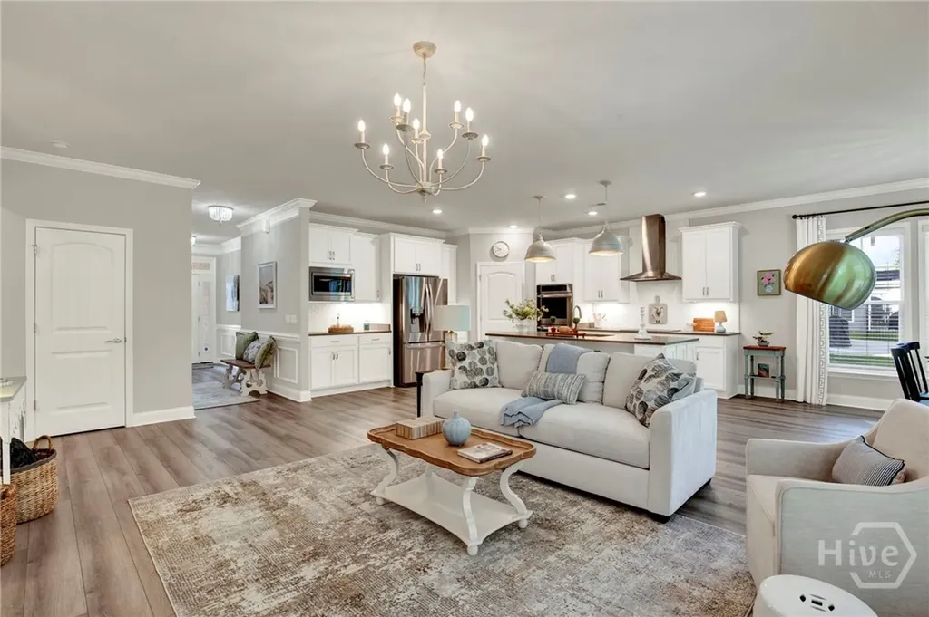 116 Como Drive Pooler GA 31322