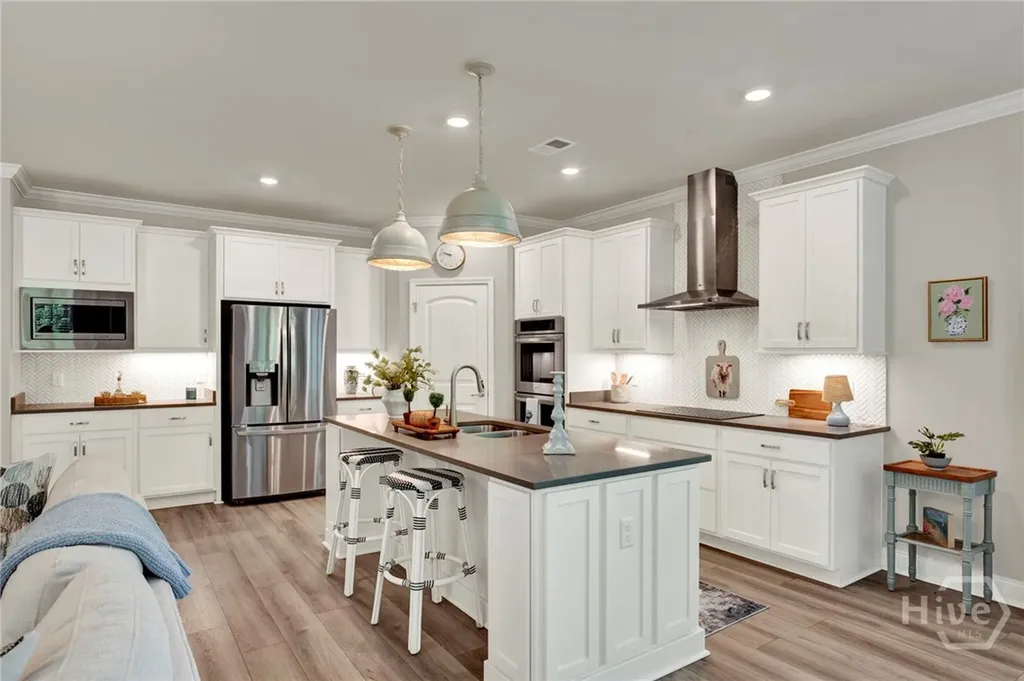 116 Como Drive Pooler GA 31322