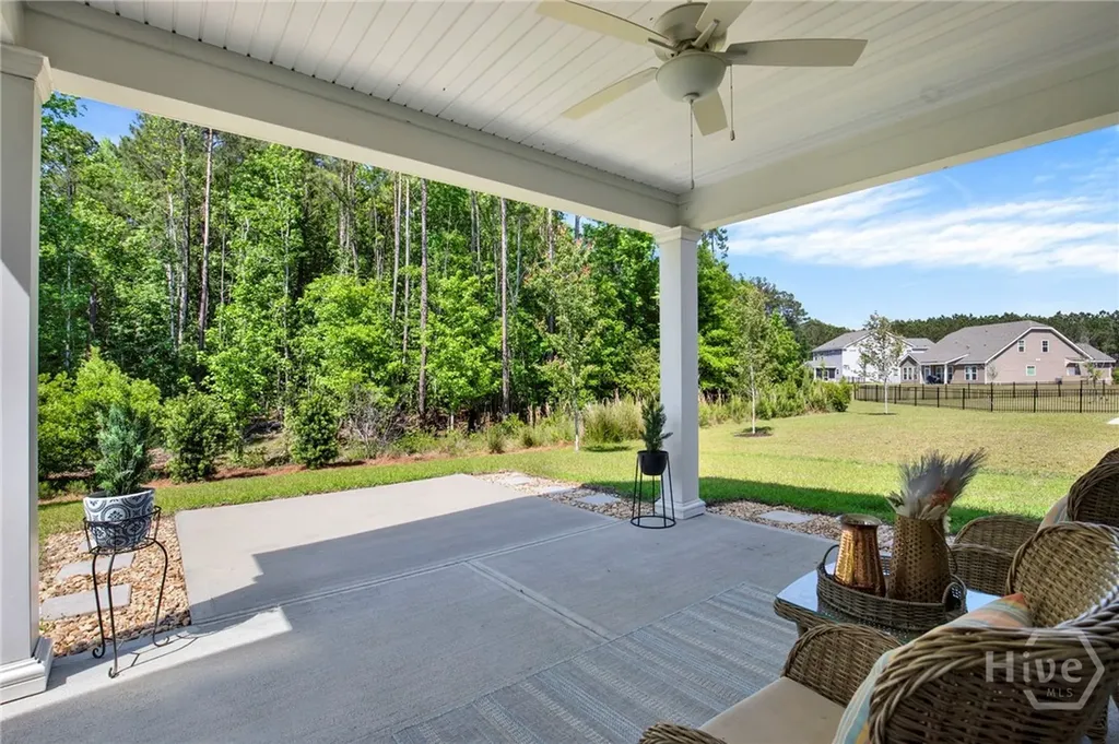 116 Como Drive Pooler GA 31322