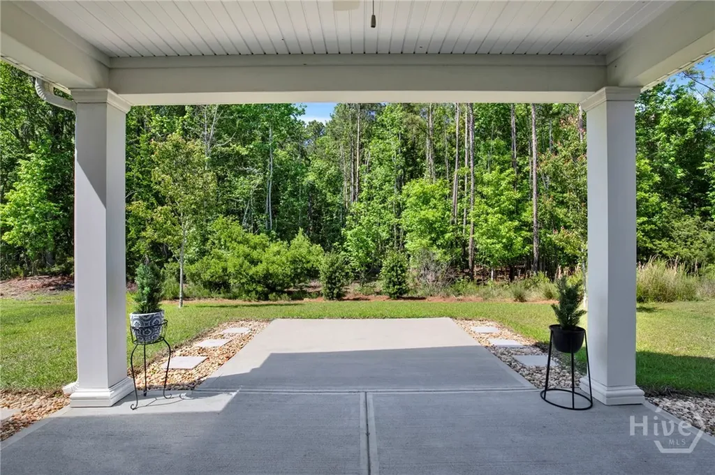 116 Como Drive Pooler GA 31322