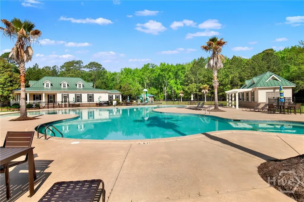 116 Como Drive Pooler GA 31322