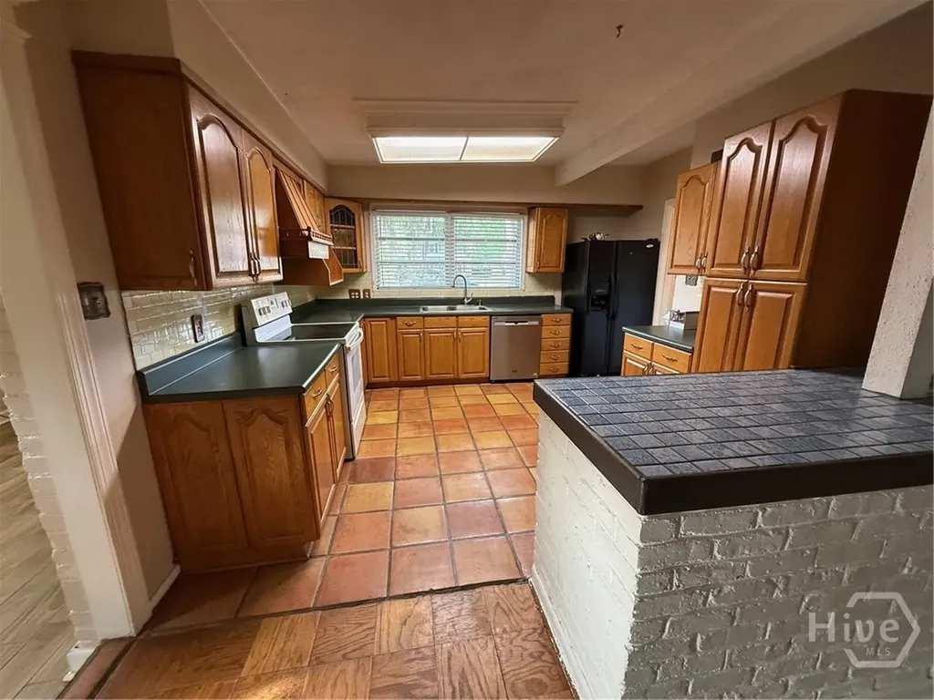 524 Jackson Boulevard Savannah GA 31405