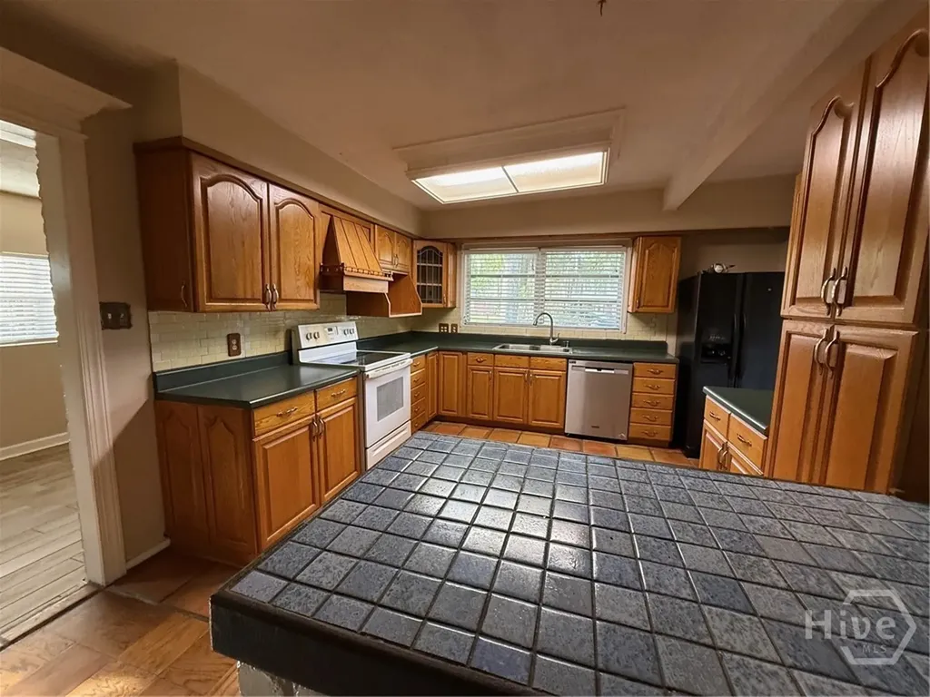 524 Jackson Boulevard Savannah GA 31405
