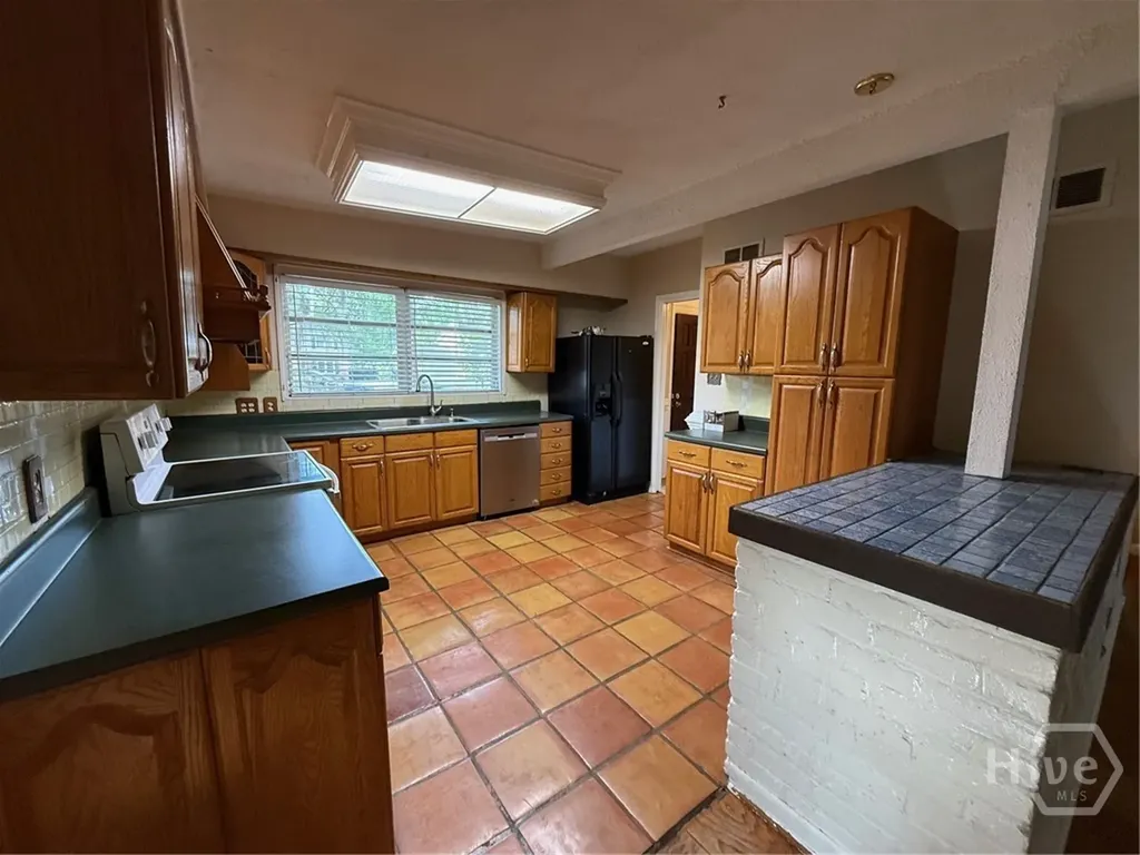 524 Jackson Boulevard Savannah GA 31405