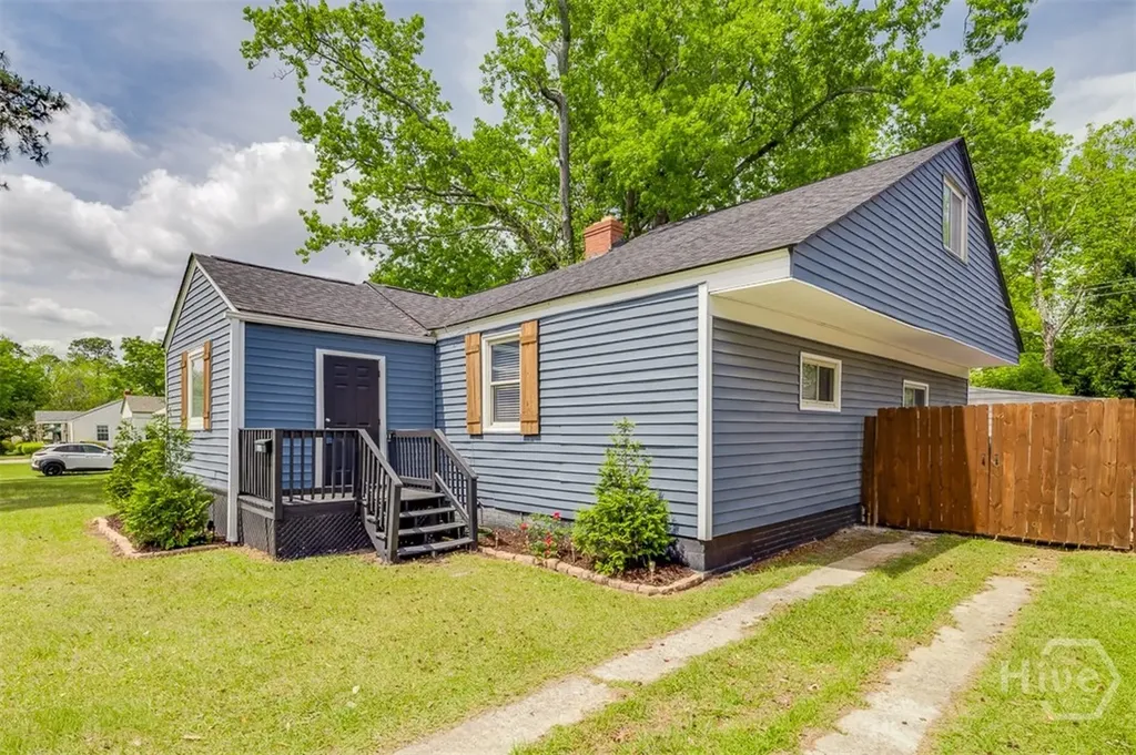 1924 Utah Street Savannah GA 31404