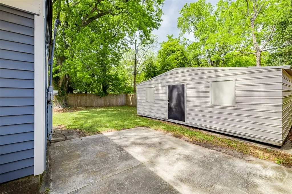 1924 Utah Street Savannah GA 31404