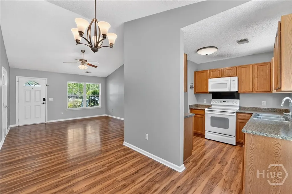 102 Sand Pine Court Springfield GA 31329