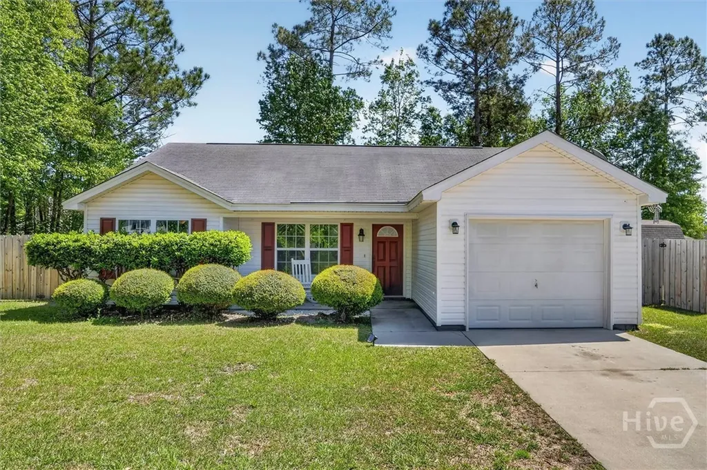 102 Sand Pine Court Springfield GA 31329