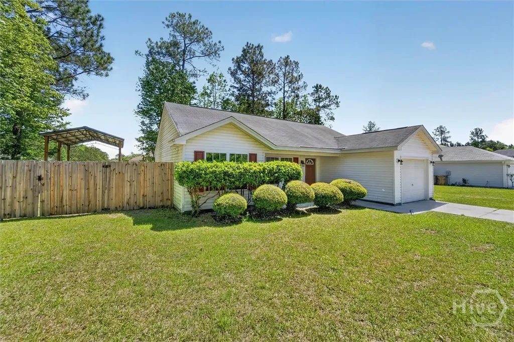 102 Sand Pine Court Springfield GA 31329
