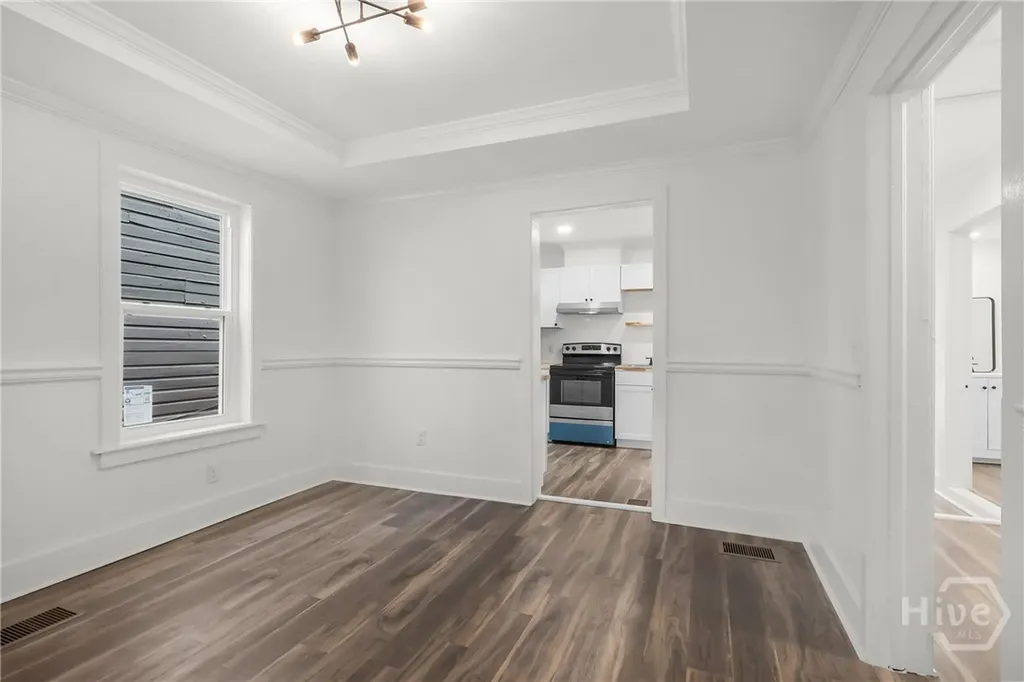 1126 E Waldburg Street Savannah GA 31401