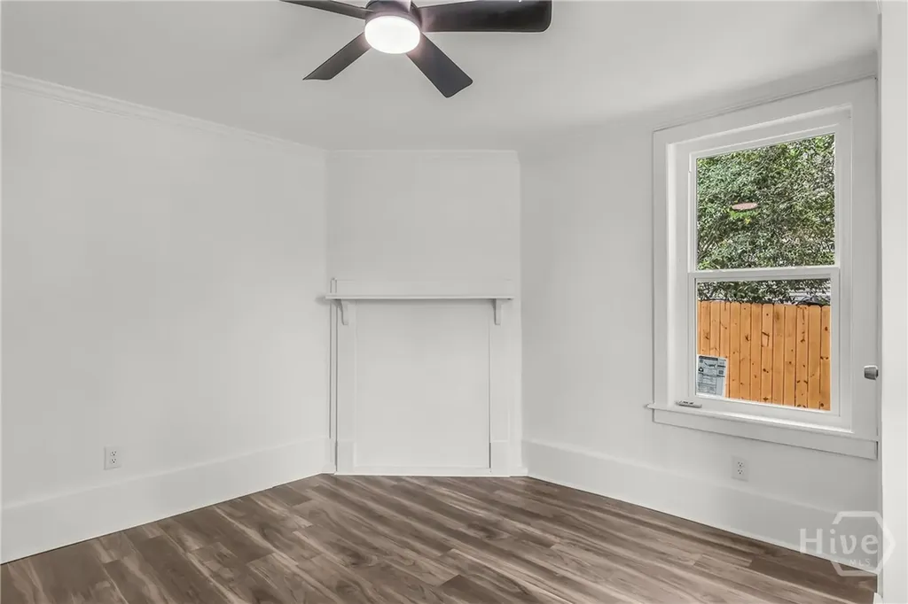 1126 E Waldburg Street Savannah GA 31401