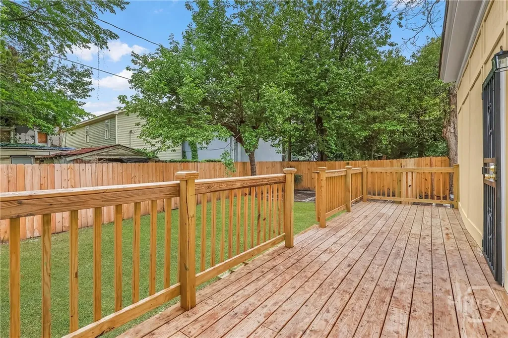 1126 E Waldburg Street Savannah GA 31401