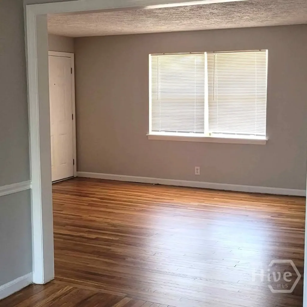 4 W 53rd Street Savannah GA 31405