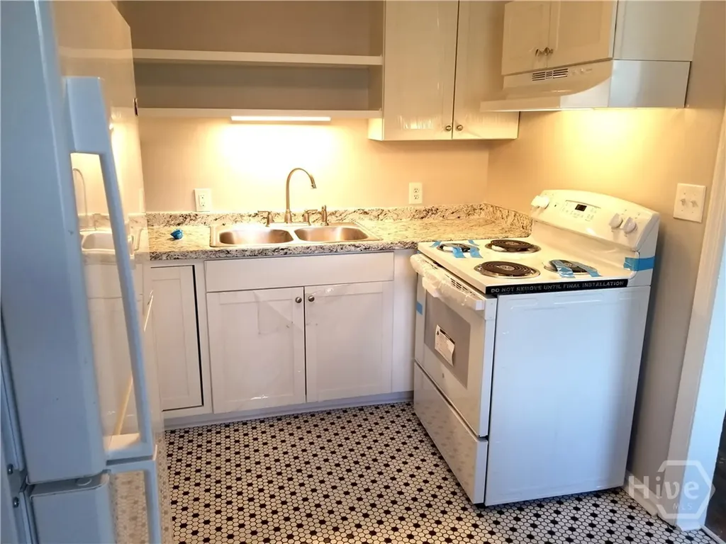4 W 53rd Street Savannah GA 31405