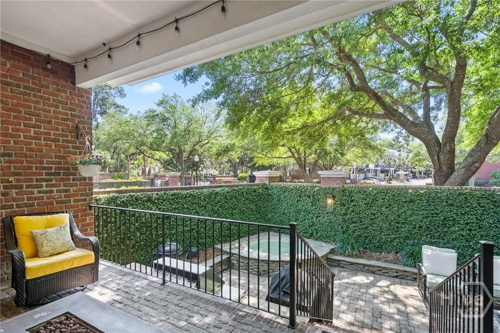 12 Paddington Circle Savannah GA 31410