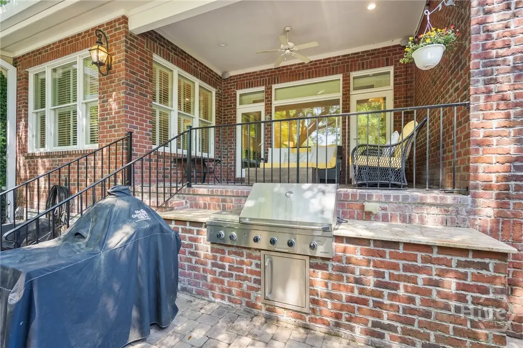 12 Paddington Circle Savannah GA 31410