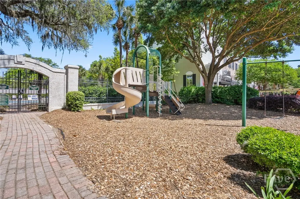 12 Paddington Circle Savannah GA 31410