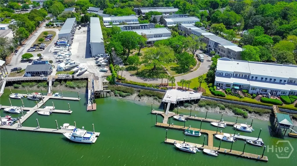 12 Paddington Circle Savannah GA 31410