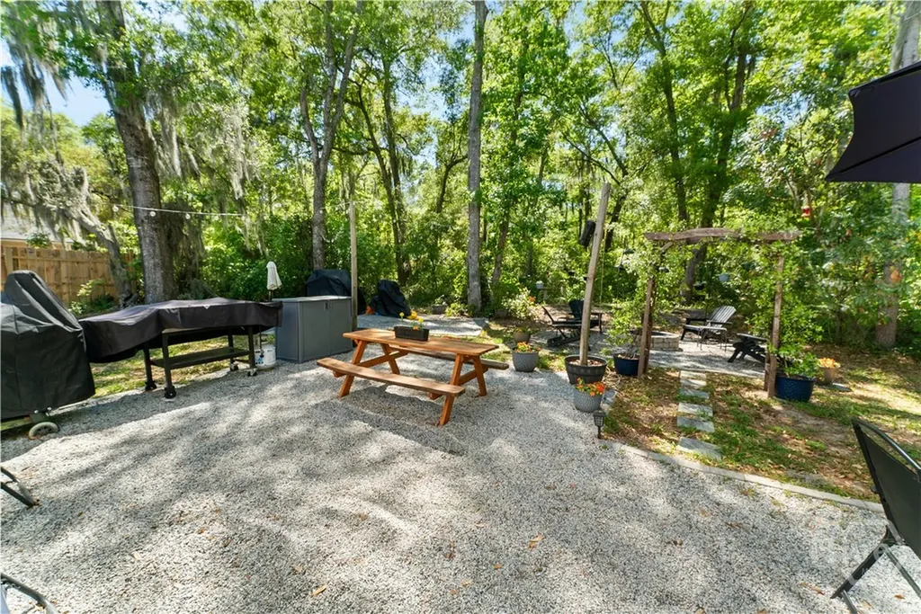 297 Sunrise Circle Midway GA 31320