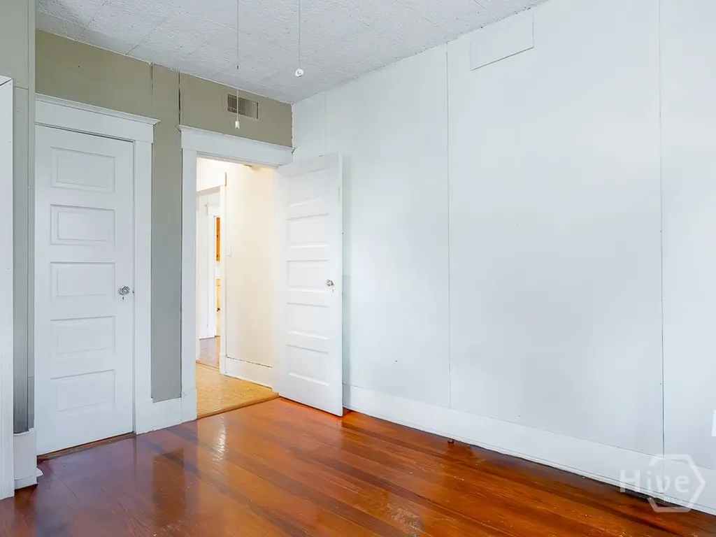 1301 E 38th Street Savannah GA 31404