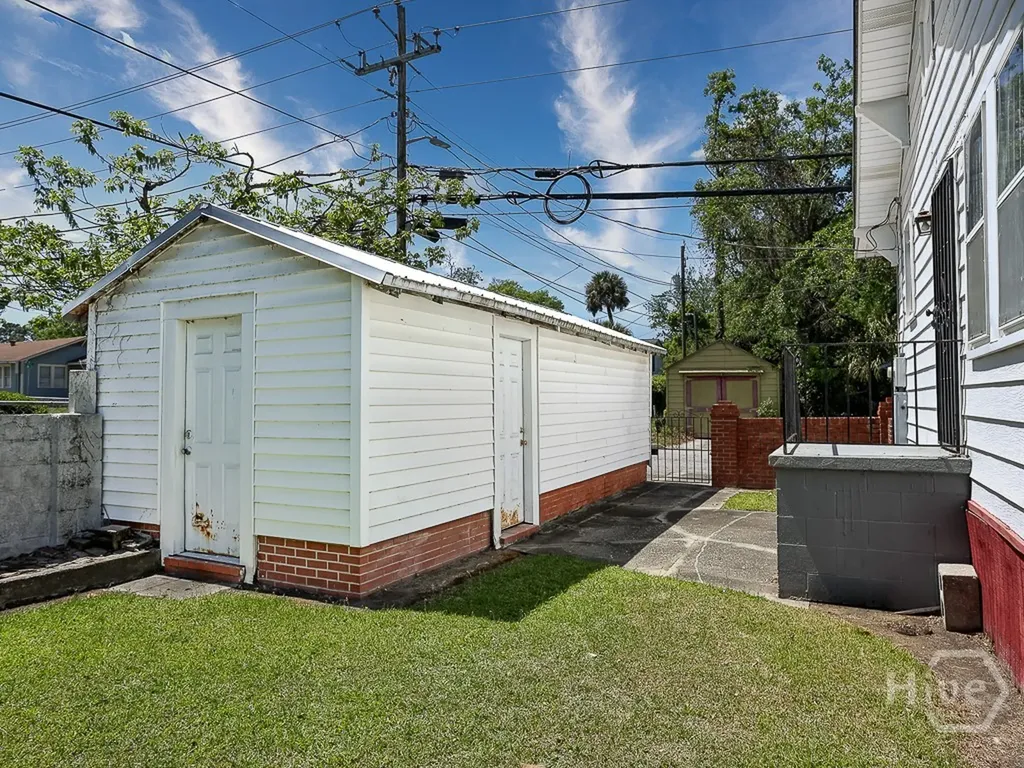 1301 E 38th Street Savannah GA 31404