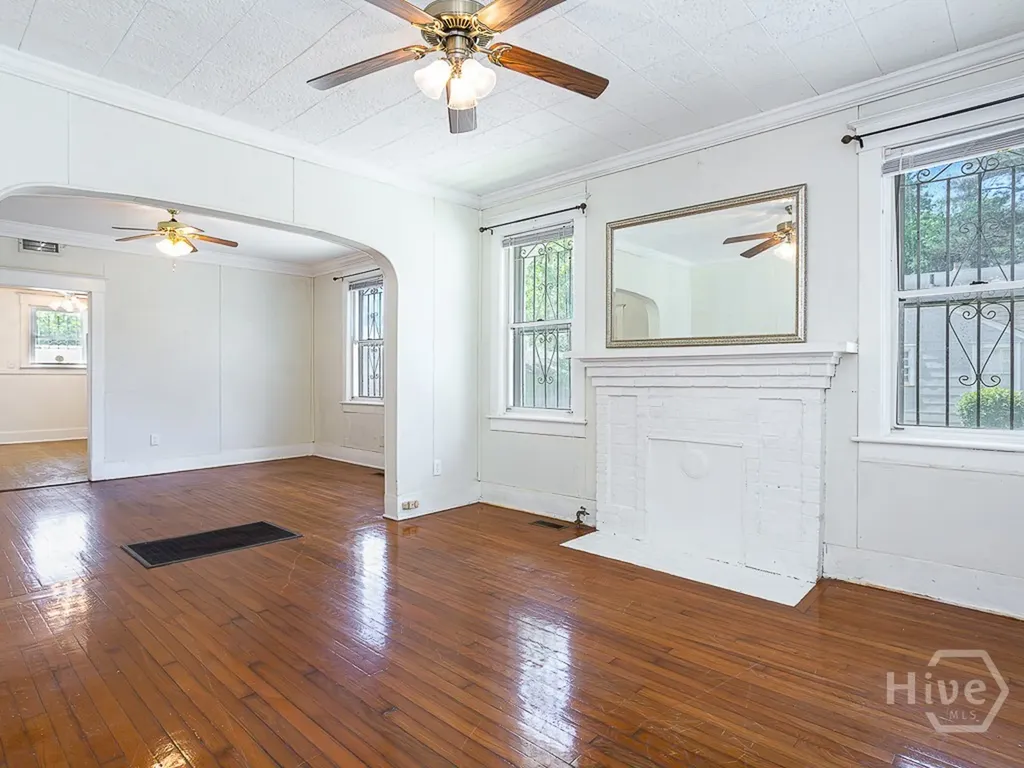1301 E 38th Street Savannah GA 31404