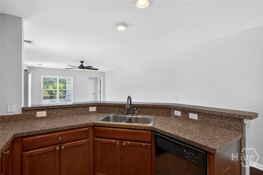 68 Westbourne Way Savannah GA 31407