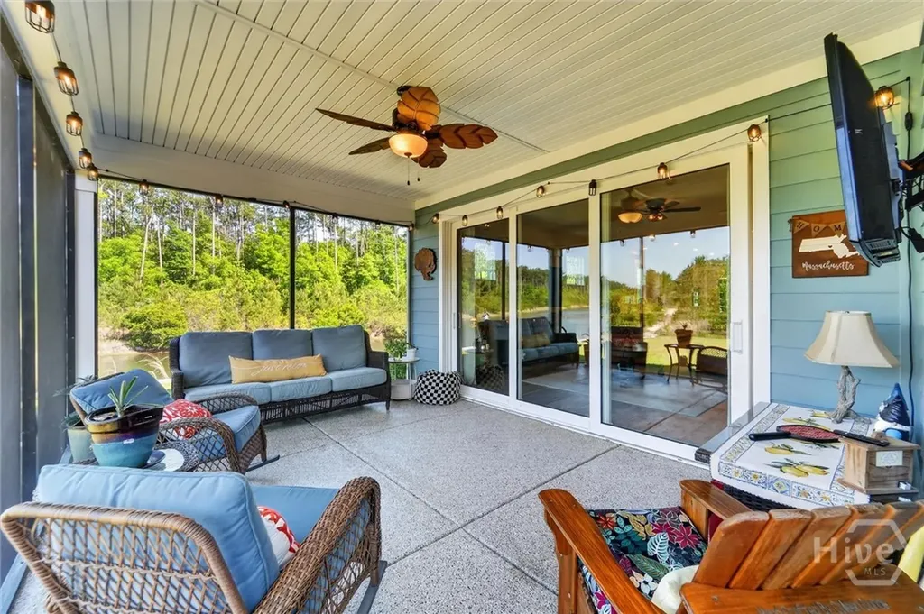 575 Mandeville Drive Richmond Hill GA 31324
